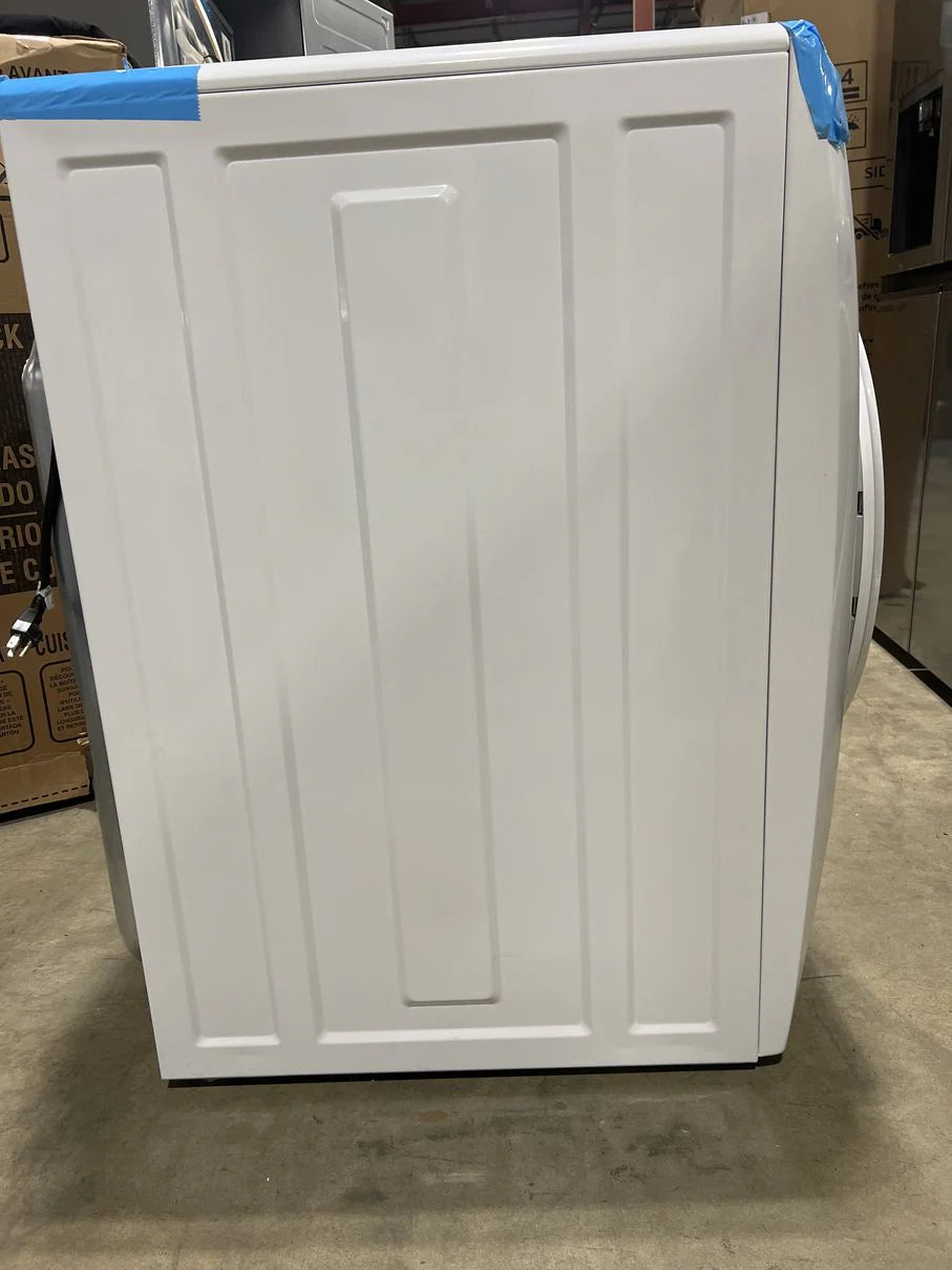 White Front Load Laundry O984