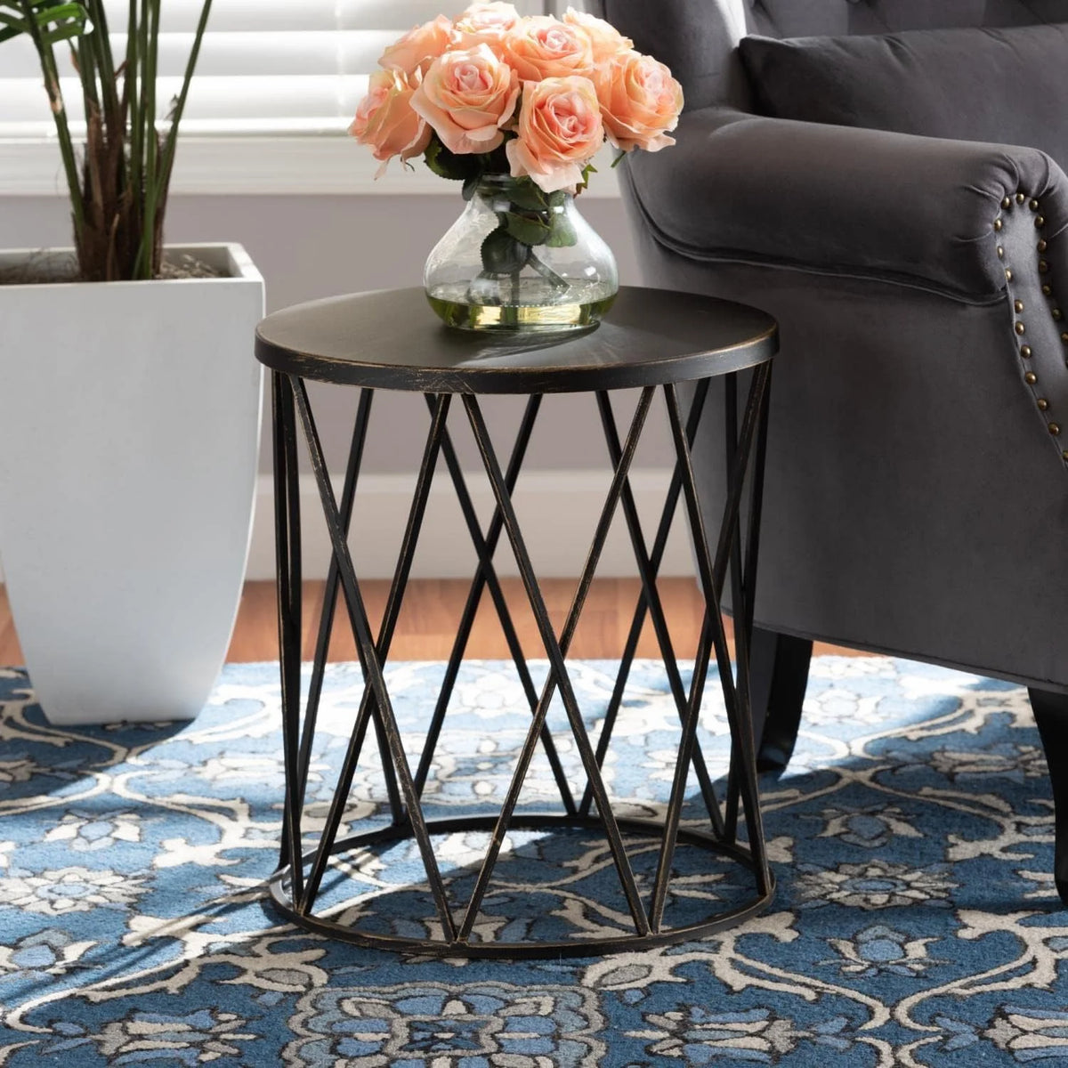 Antique Black Metal End Table I68883