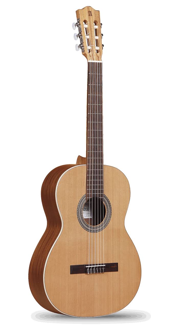 Classical Guitar Cedar Top H570