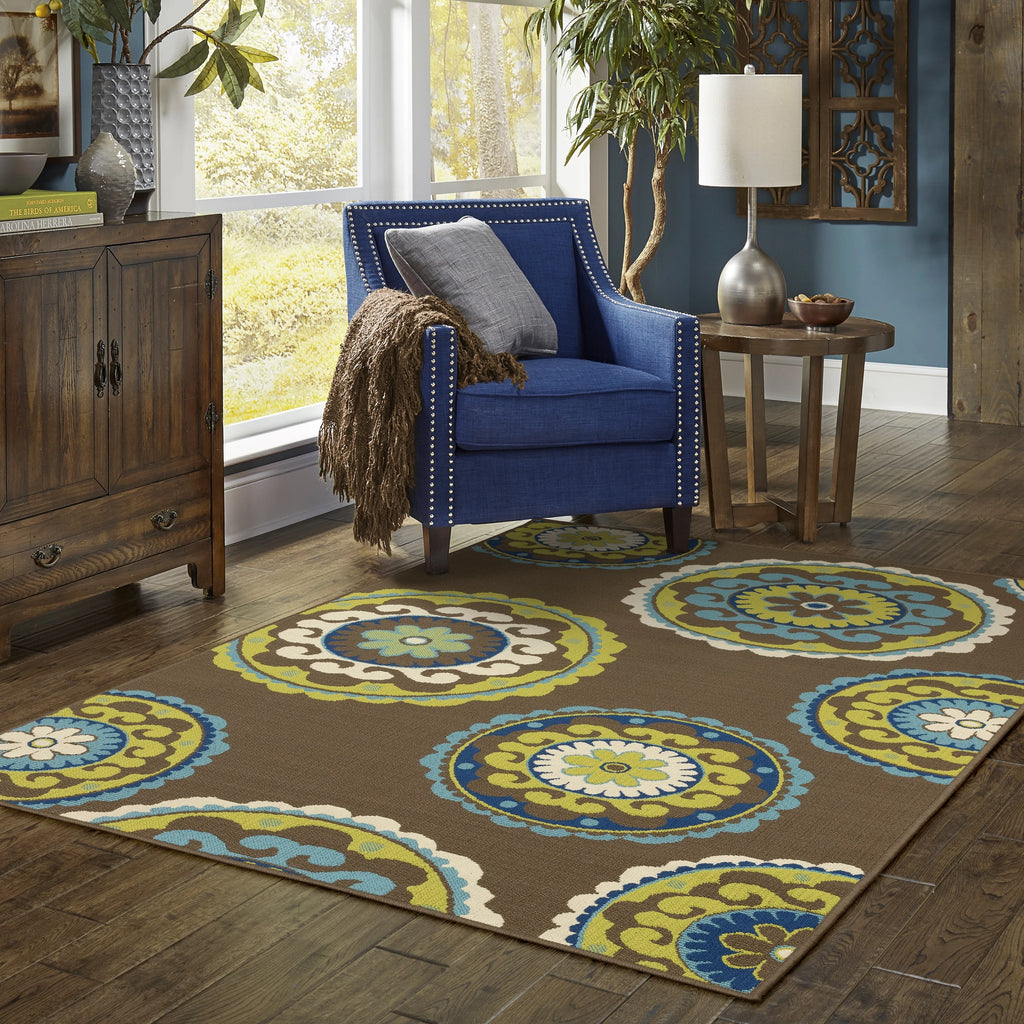 Brown Green Floral Medallions Indoor Outdoor Area Rug 5'3" x 7'6" X457827