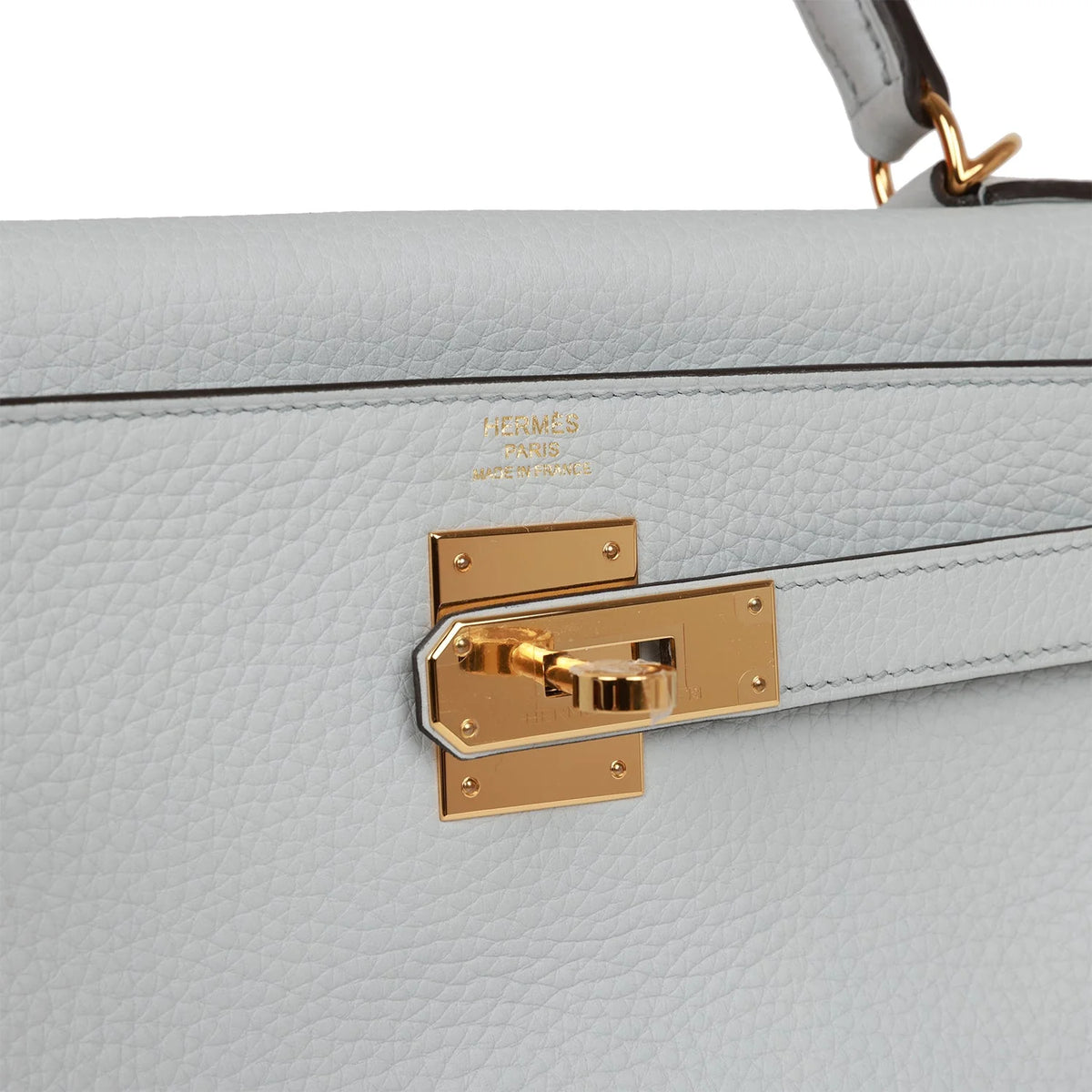 Bleu Pale Clemence 28 Handbag M7963