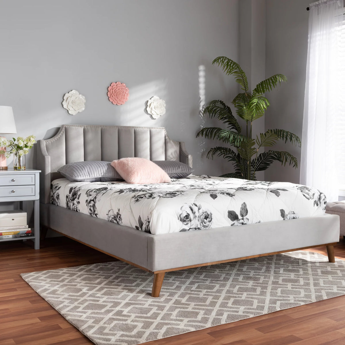 King Size Light Gray Velvet Wingback Platform Bed C7102