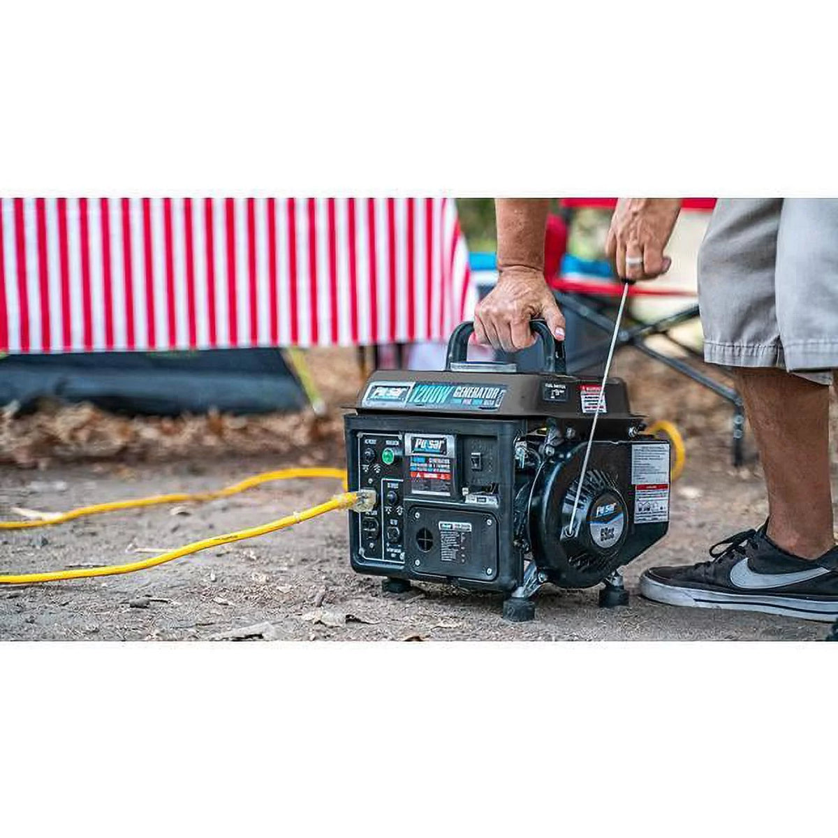 1200W Portable Gas-Powered Generator O809