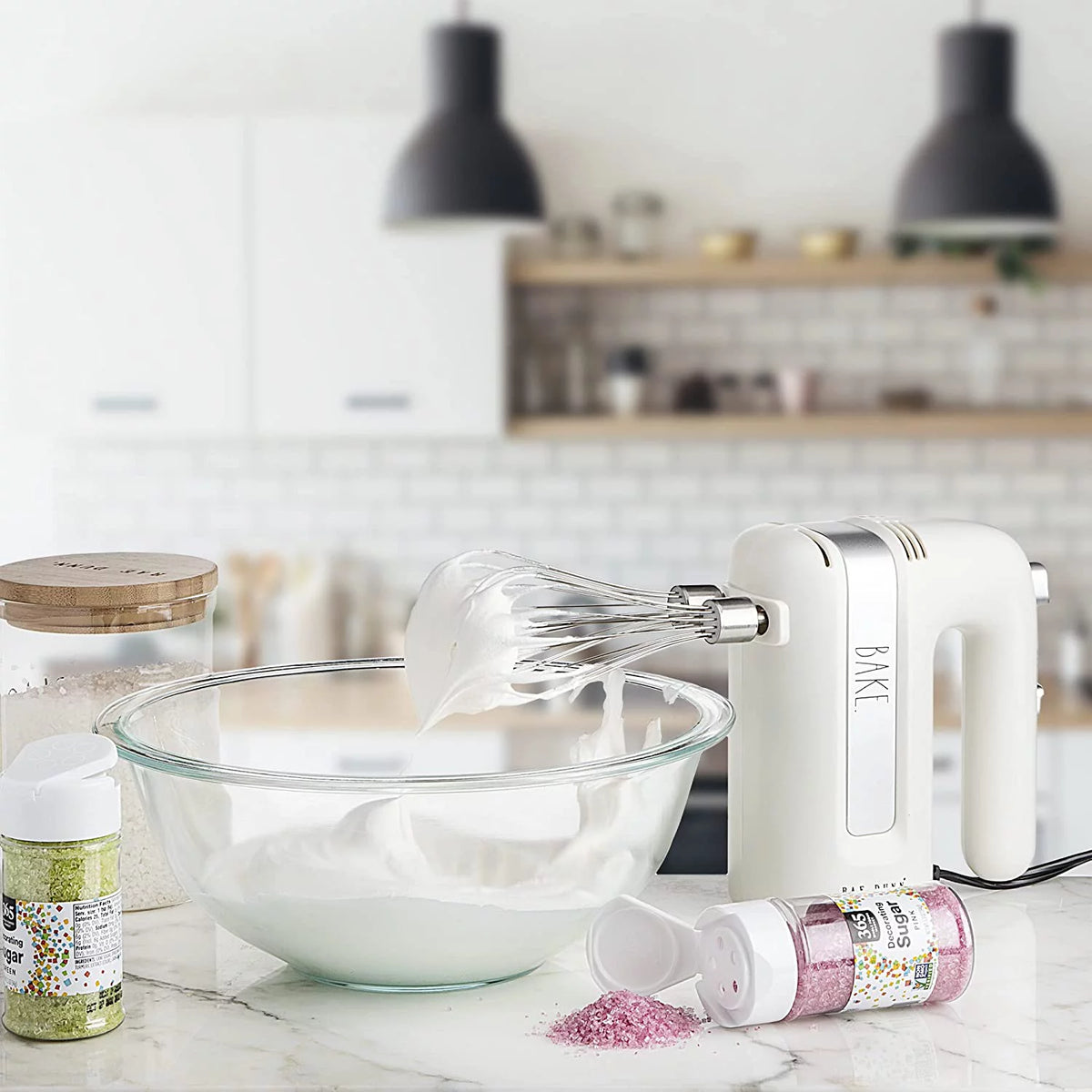 Electric Hand Mixer with Beaters and Whisk E198
