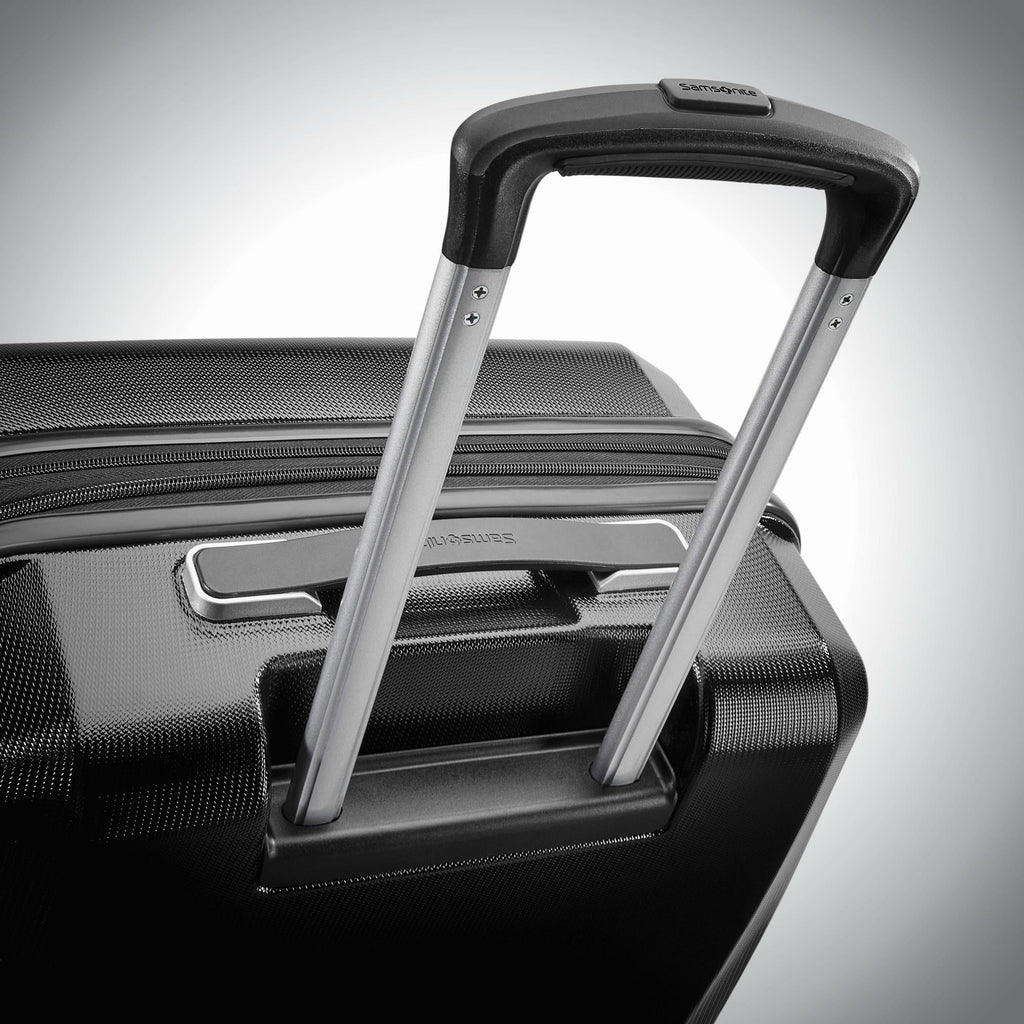 Carry-On Spinner I7179