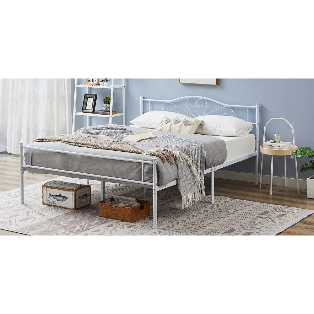 Queen Size White Platform Bed with Headboard R38824