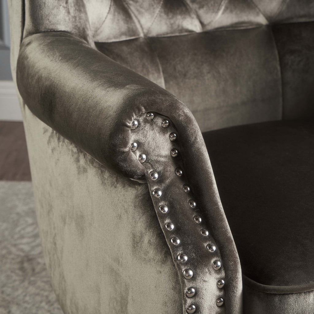 Gray Fabric Club Chair B709266