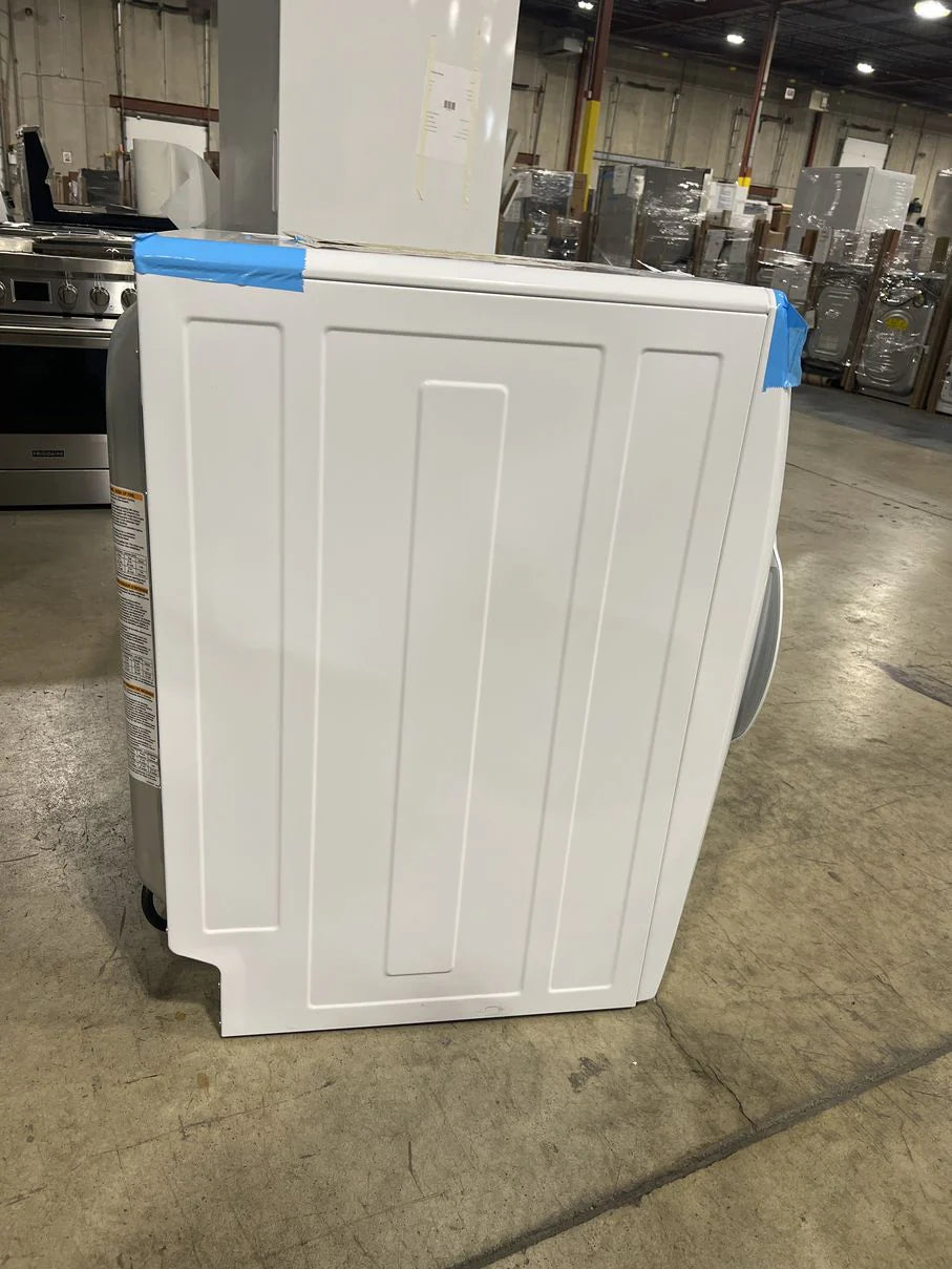 White Front Load Laundry O984