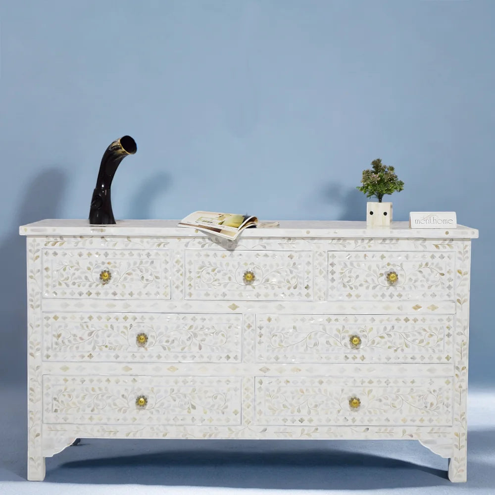 White 7 Drawer Dresser Y5945