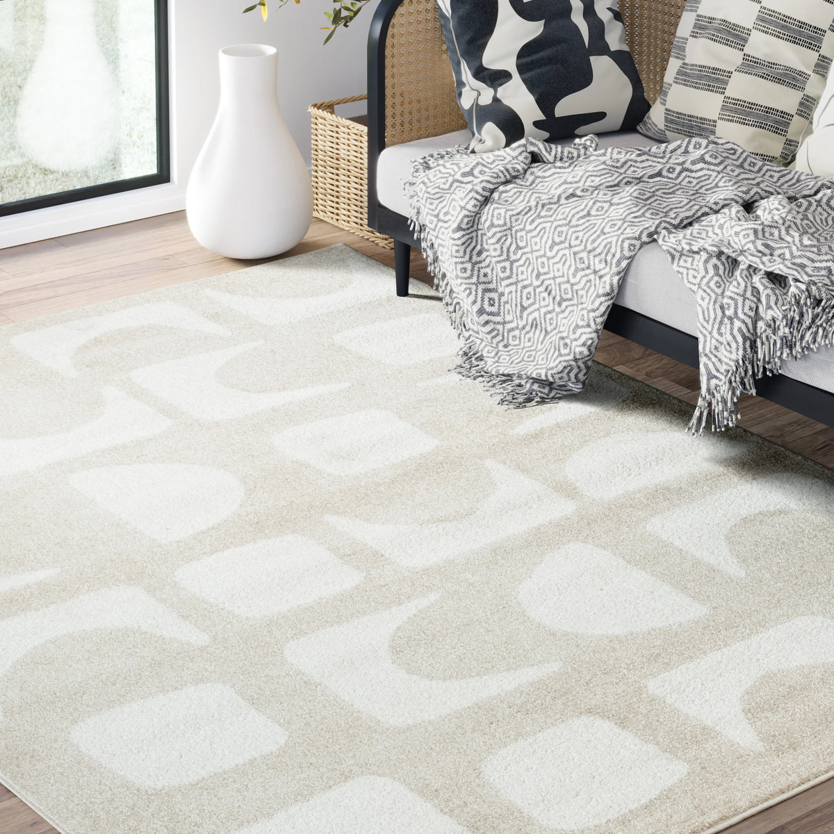 6 x 9 Beige Cream Area Rug D54673