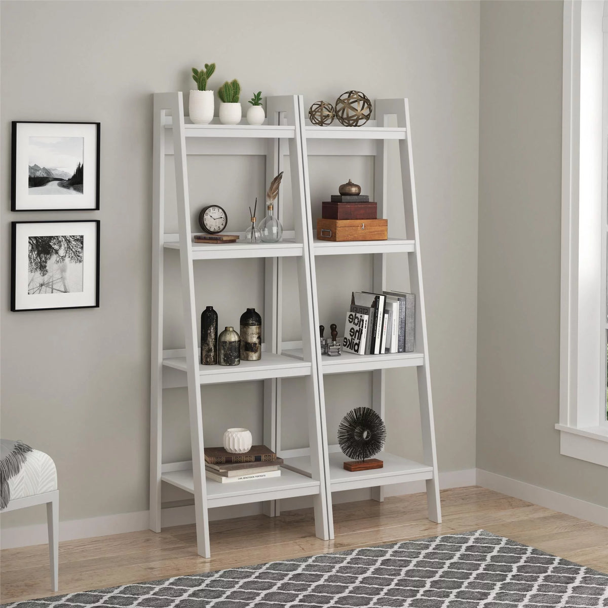 White 4 Shelf Ladder Bookcase Q5733
