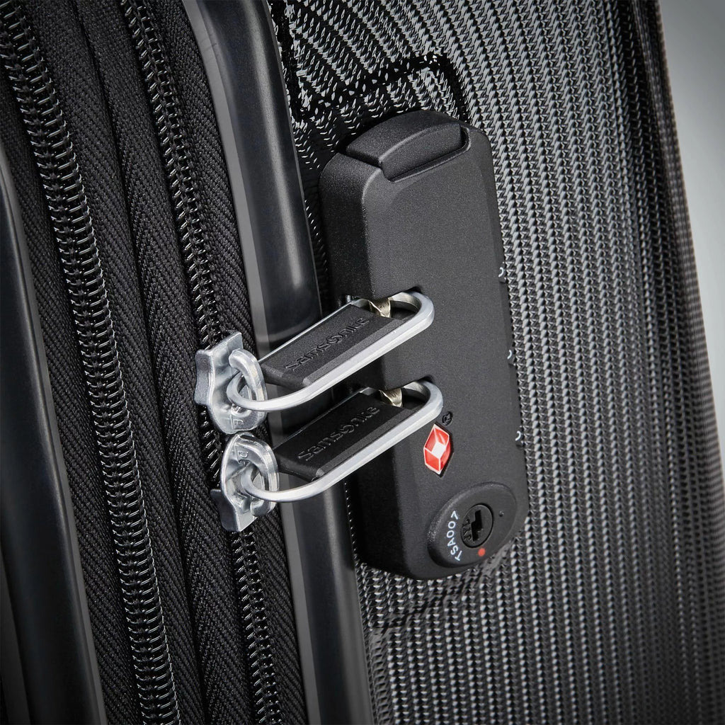 Carry-On Spinner I7179
